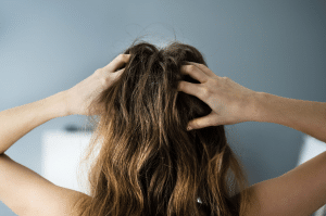 cause des cheveux secs