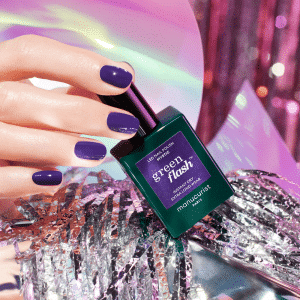 Vernis semi-permanent violet Mystic de Manucurist - vegan, bio-sourcé et made in France